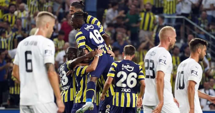 Fenerbahçe turu beraberlikle geçti