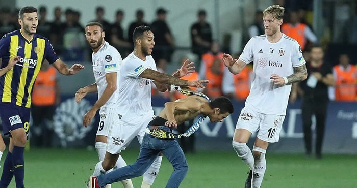 Ankaragücü maçı sonrası ayrılık açıklamasının nedenini anlattı