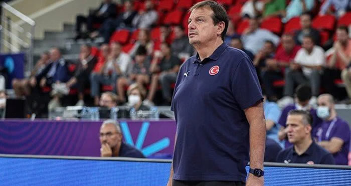 Ergin Ataman'dan FIBA'ya sert tepki