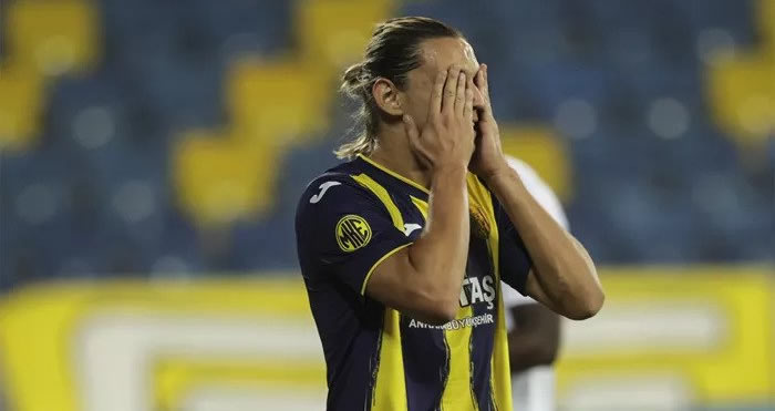 Ankaragücü'nde Taylan Antalyalı gelişmesi
