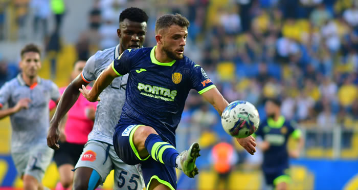 Ankaragücü Başakşehir'e gücünü yetiremedi