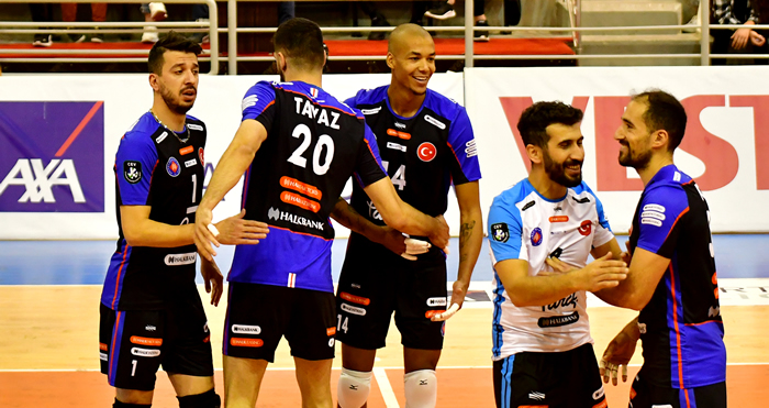 Halkbank lider gitti, lider dönüyor
