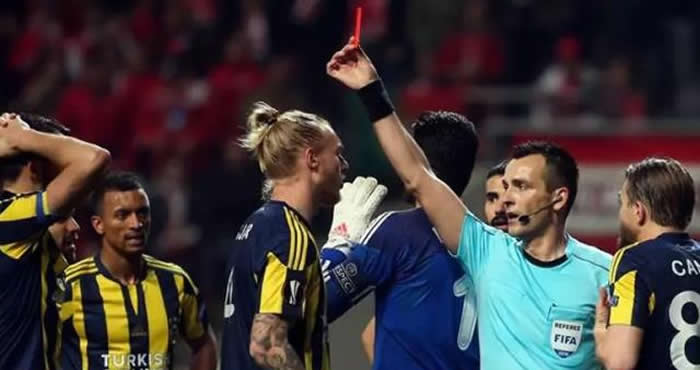UEFA Fenerbahçe maçı hakeminde geri adım attı