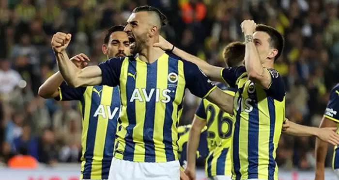 Fenerbahçe'nin gözden düşen golcüsüne İtalya'dan talip var
