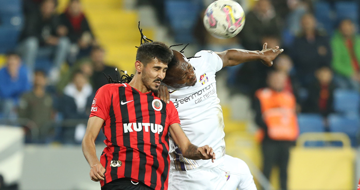 Gençlerbirliği galibiyete hasret... Dibe çöktüler...