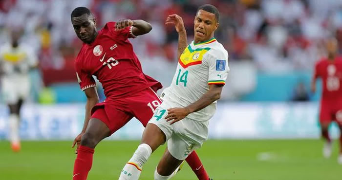 Senegal ev sahibine acımadı