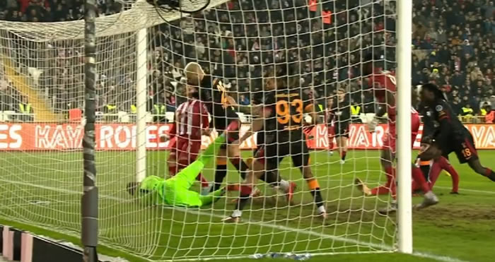 Sivasspor Galatasaray maçının tekrarı için başvuru yaptı