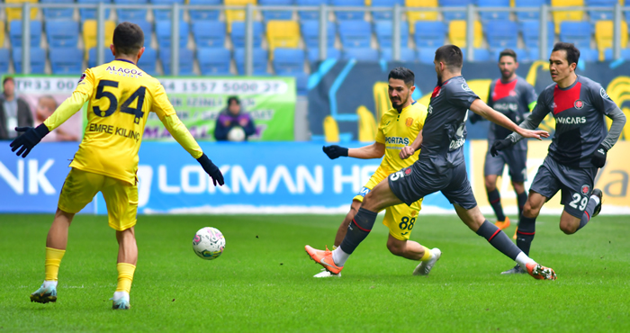 Ankaragücü ağır yaralı... Korku tüneline girdi...