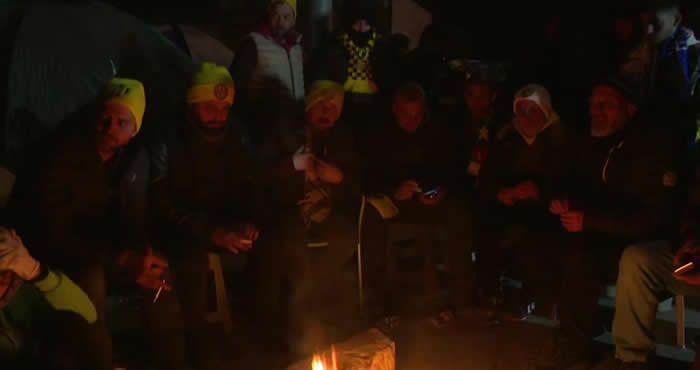 Ankaragücü Gecekondu Grubu Hatay'da yaraya merhem olmaya çalışıyor
