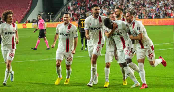 Gençlerbirliği'nin rakibi Samsunspor'da 2 futbolcuya ceza yağdı