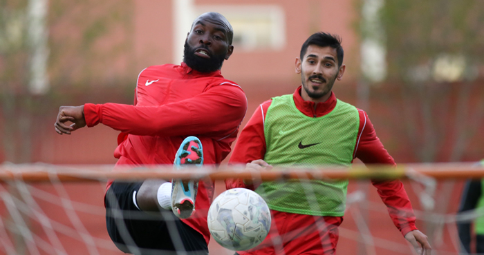 Gençlerbirliği Altay maçına 2 eksikle hazır