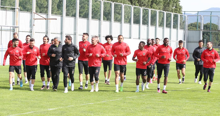 Gençlerbirliği, kritik Erzurumspor FK maçı hazırlıklarını tamamladı