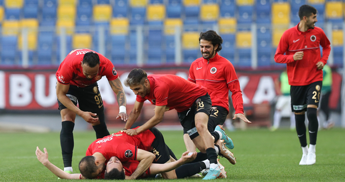 Gençlerbirliği geriden geldi lige tutundu