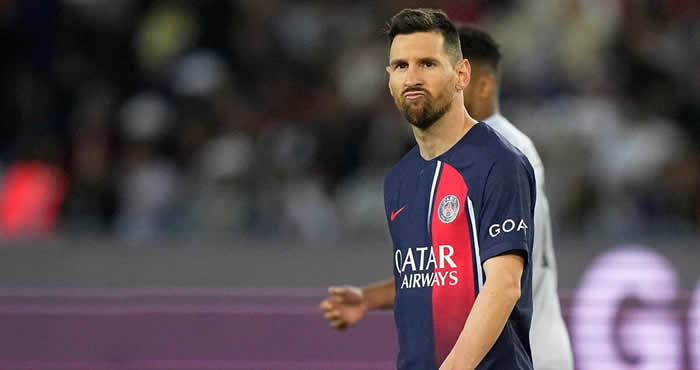 Barcelona Messi için şartlarını zorluyor
