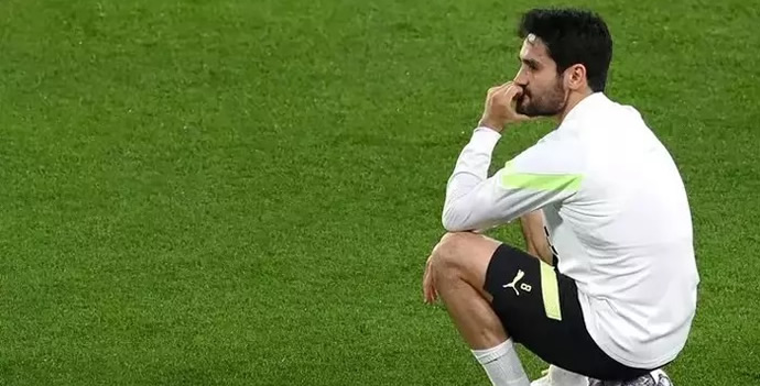 Barcelona'da İlkay Gündoğan krizi