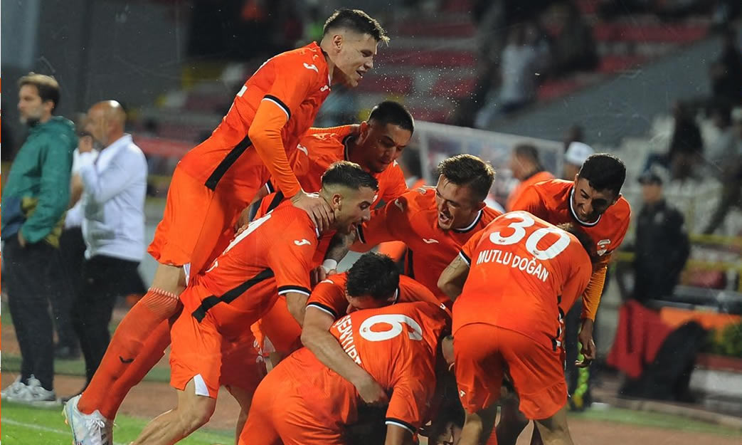 Adanaspor Boluspor'u deplasmanda devirdi
