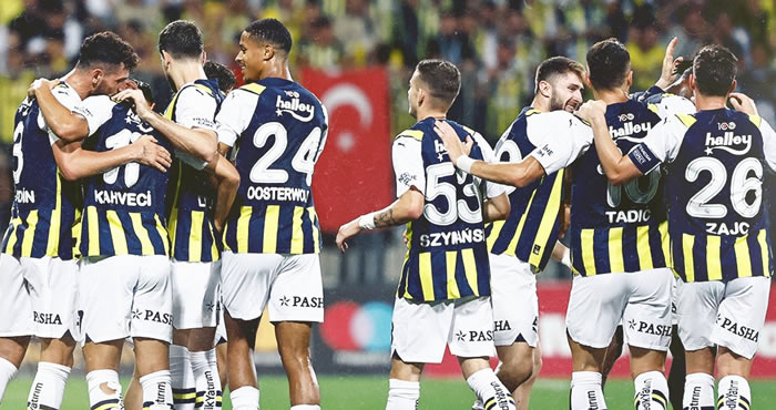 Olaylı maçta Fenerbahçe farkı yakaladı ve turu geçti
