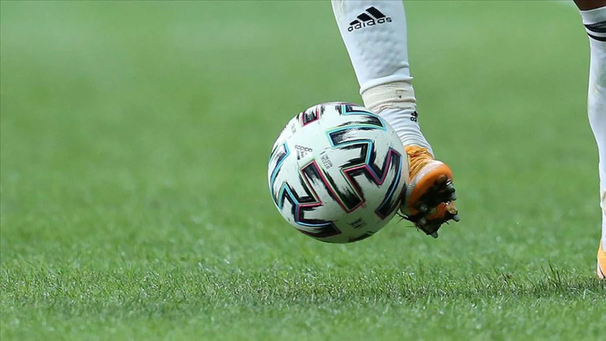 Futbolda günün programı