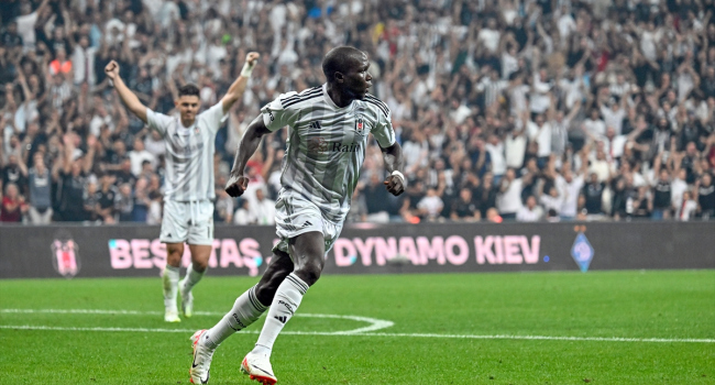 Beşiktaş Aboubakar ile turu kaptı