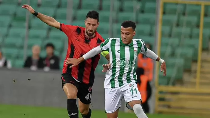 Bursaspor'da düşüş sürüyor. Amatör takıma elendiler