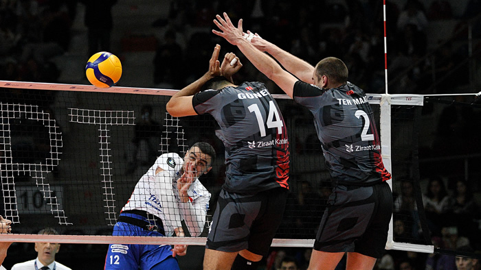 Halkbank sezona başkent derbisini kazanarak başladı