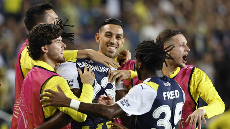 Fenerbahçe kayıpsız devam ediyor