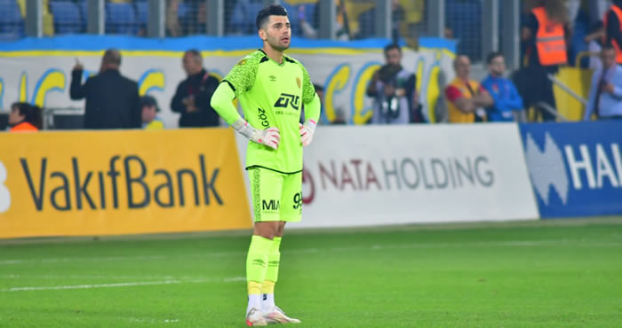 Ankaragücü'nde Bahadır Han Göngördü taraftardan özür diledi!