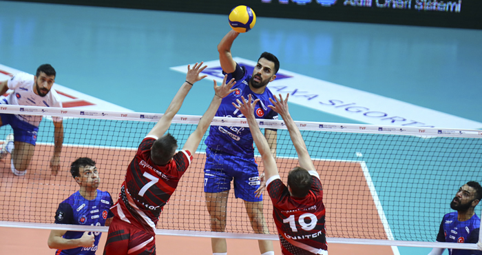 Halkbank kayıpsız gidiyor