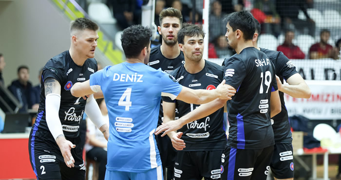 Halkbank Bigadiç'i de rahat geçti