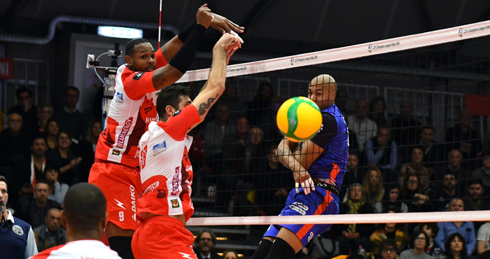 Halkbank, Piacenza’nın gazını aldı