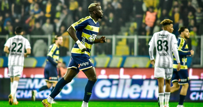 Ali Sowe Beşiktaş maçlarında affetmiyor