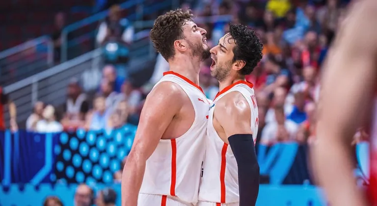 12 Dev Adam yarı finalde... Büyük zafer faklı skorla geldi