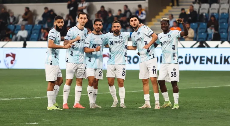 Adana Demirspor'dan büyük sürpriz... Artıya geçtiler...
