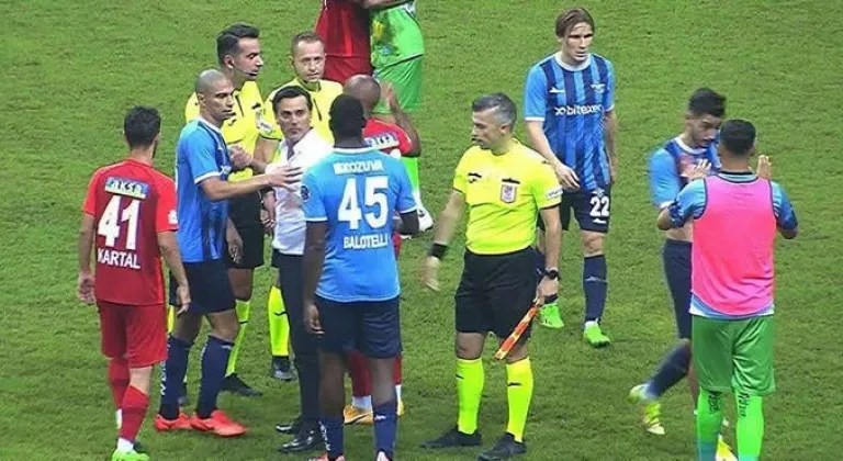 Adana Demirspor'da teknik direktör Montella Balotelli'ye saldırdı