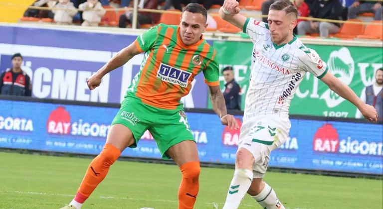 Alanyaspor Konyaspor'u devirip galibiyet hasretini dindirdi