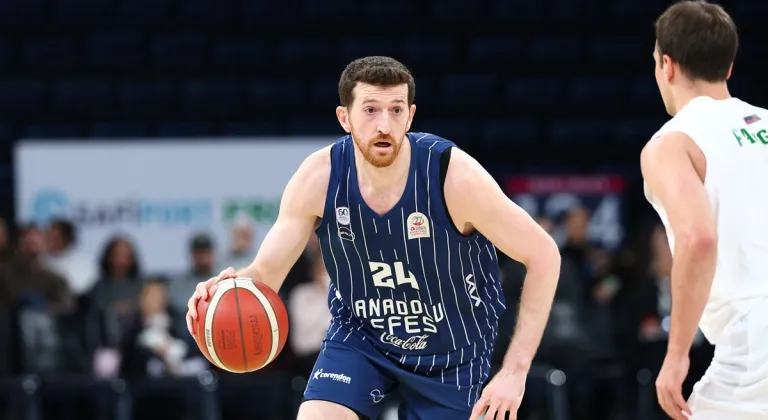Anadolu Efes’te Düşüş Sürüyor: Erokspor Deplasmanında Kayıp