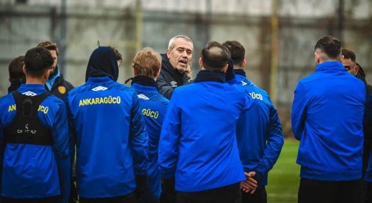 Ankaragücü'nde Kemal Özdeş genç oyuncular için konuştu