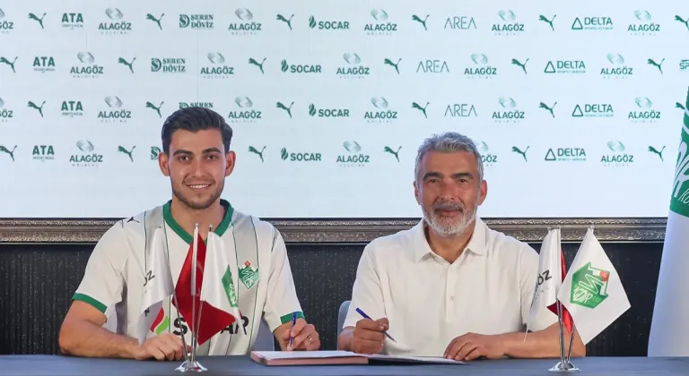 Ankaragücü'nden Iğdır FK'ya 2 transfer.... 13 futbolcu ile sözleşme imzaladılar