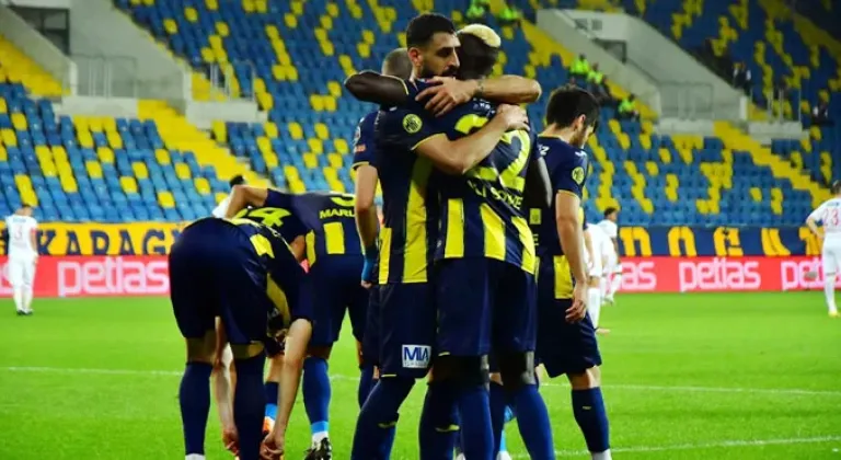 Ankaragücü taraftarsız siftah yaptı