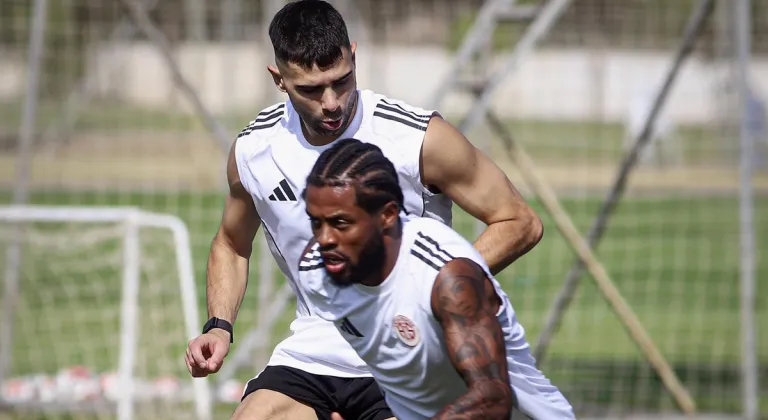 Antalyaspor Fenerbahçe Deplasmanına 6 Eksikle Gidiyor