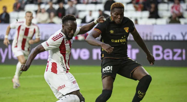 Antalyaspor Öne Geçti, Göztepe 12 Dakikada Maçı Çevirdi