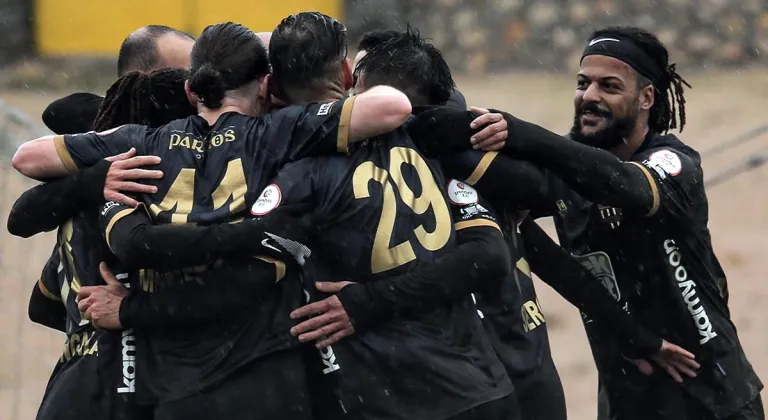 Bandırmaspor penaltı ile kazandı