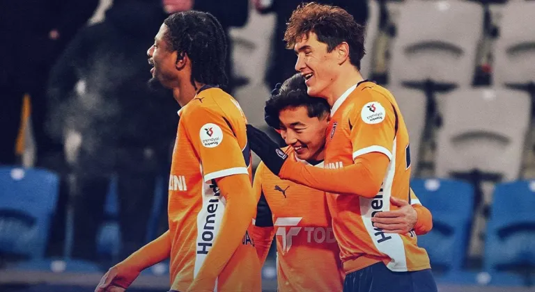 Başakşehir İkinci Yarıya 3 Puanla Başladı