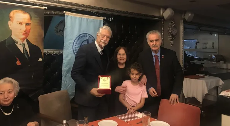 Dr Gürkan Olguntürk’ün Kazandığı  “Uluslararası 2 Madalyaya AYİSK’ten Kutlamayla Plaket  Verildi”