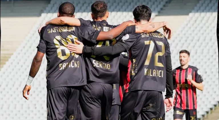 Fatih Karagümrük Hasrete Son Verdi: Antalyaspor’u 5 Dakikada Yıktı