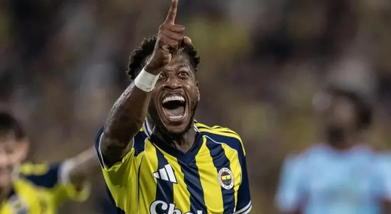 Fenerbahçe'nin bonservis isteği Ajax'ı, Fred Transferinden Vazgeçirdi