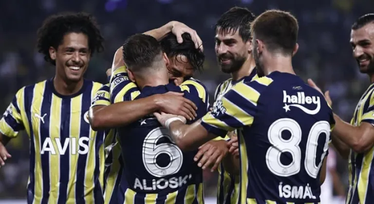 Fenerbahçe A.Wien'i geçip Avrupa Ligi'ne kaldı