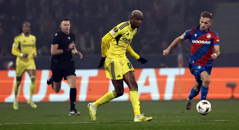 Fenerbahçe, Çekya’da bir puanla döndü