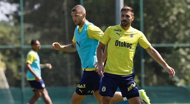 Fenerbahçe'de Dzeko ve Tadic kararı verildi
