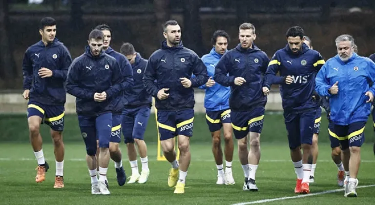 Fenerbahçe deplasmanda zorlanıyor